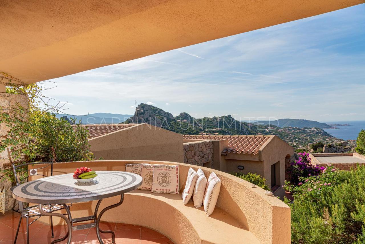 Violetta Britton Villa Costa Paradiso Exterior photo