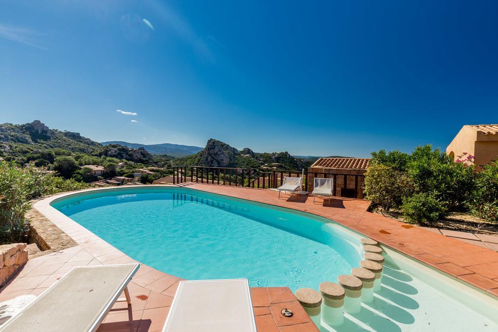 Violetta Britton Villa Costa Paradiso Exterior photo